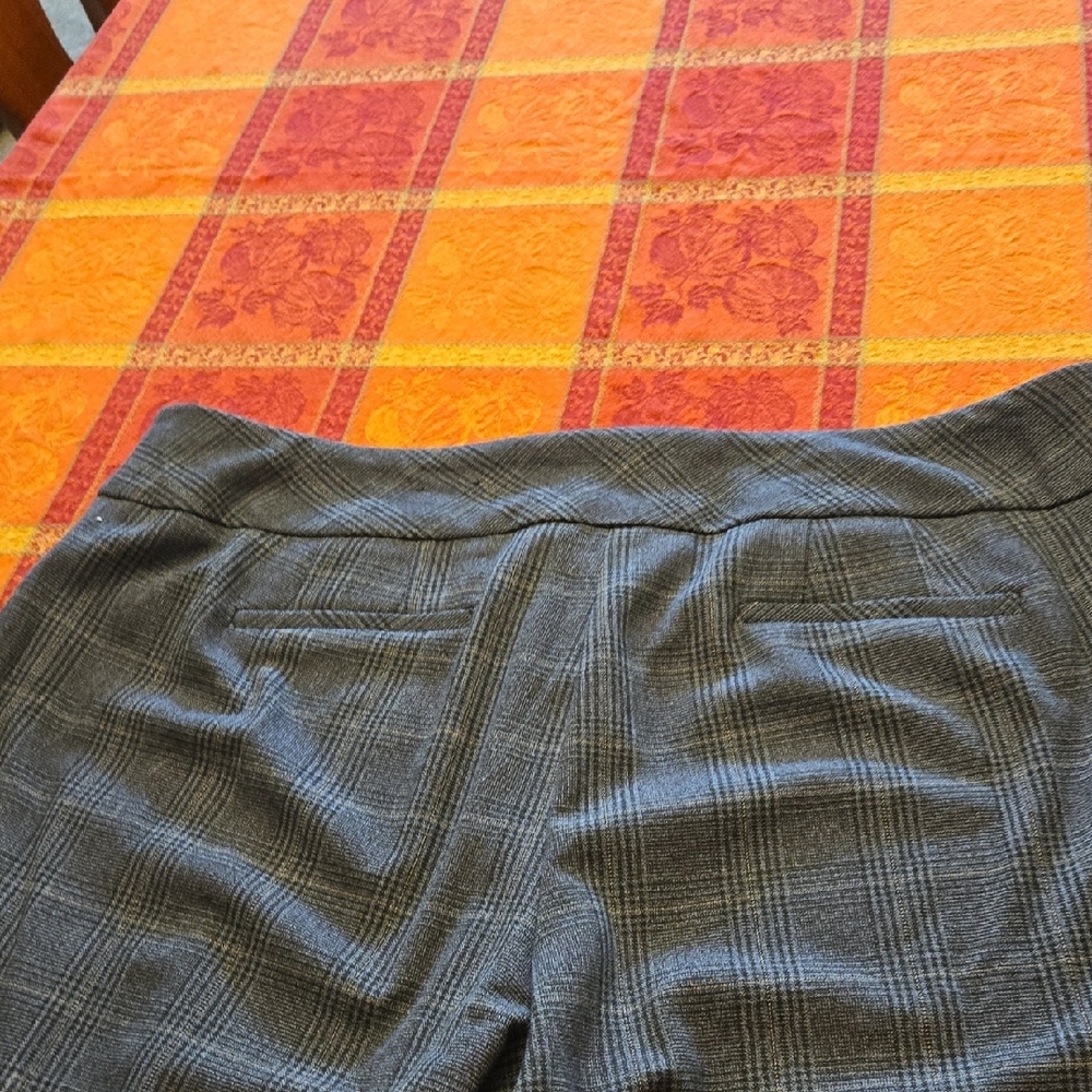 Avenue Women's Blue/Charcoal Plaid Dress Pants - Picture 10 of 12
